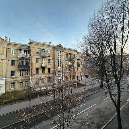 Mayakovskogo Street Kharkiv Bagian luar foto